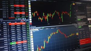 Read more about the article Stock Your Stockings ‘Till You Drop! 3 EVs To Invest In