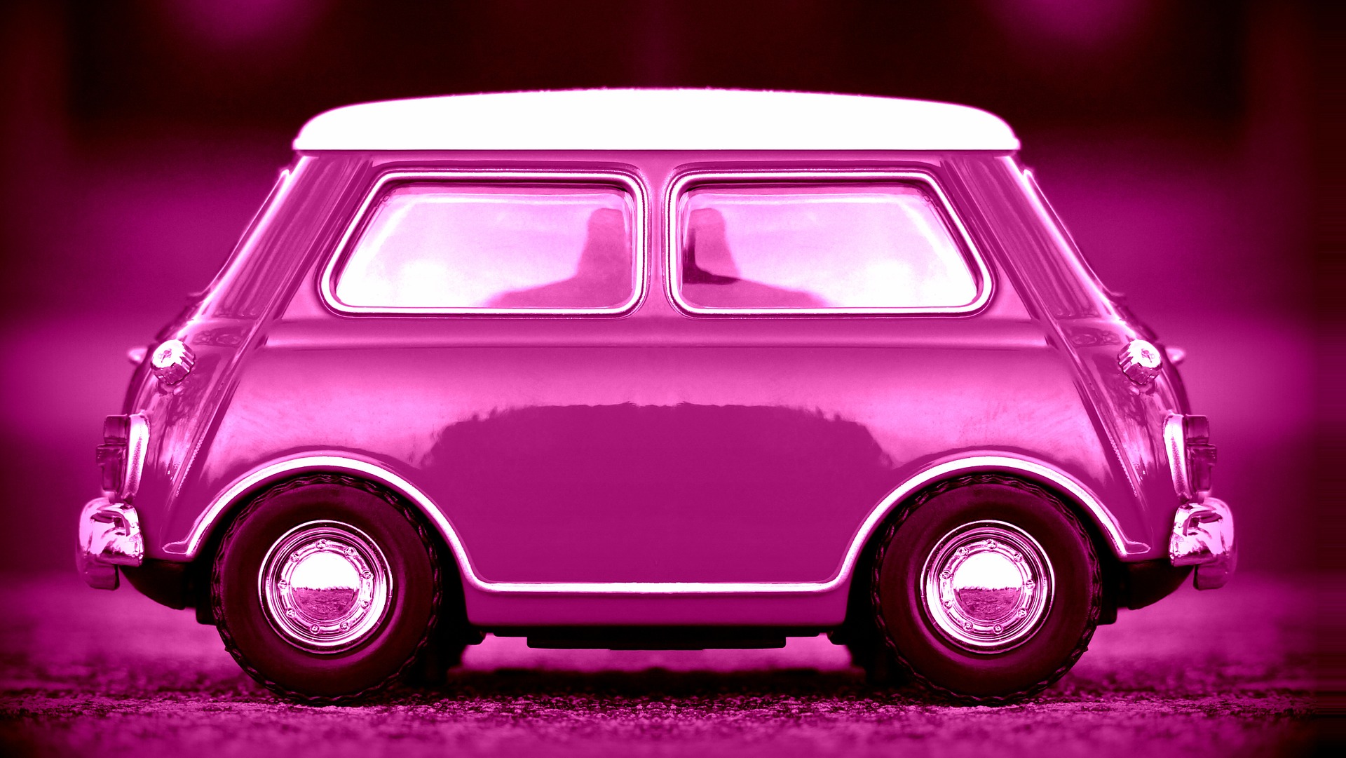 You are currently viewing Weird Car Brands That Are No Longer With Us: Three Of Them, Really