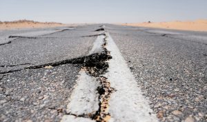 Read more about the article What to Do in Case of an Earthquake on the Road
