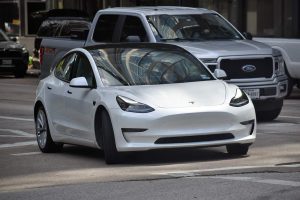 Read more about the article Tesla May Soon Stop Sales in California